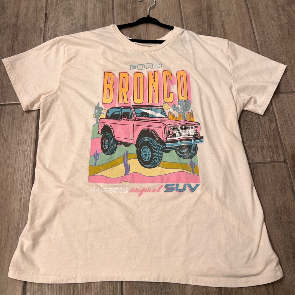 Cream Graphic T-Shirt XXL
